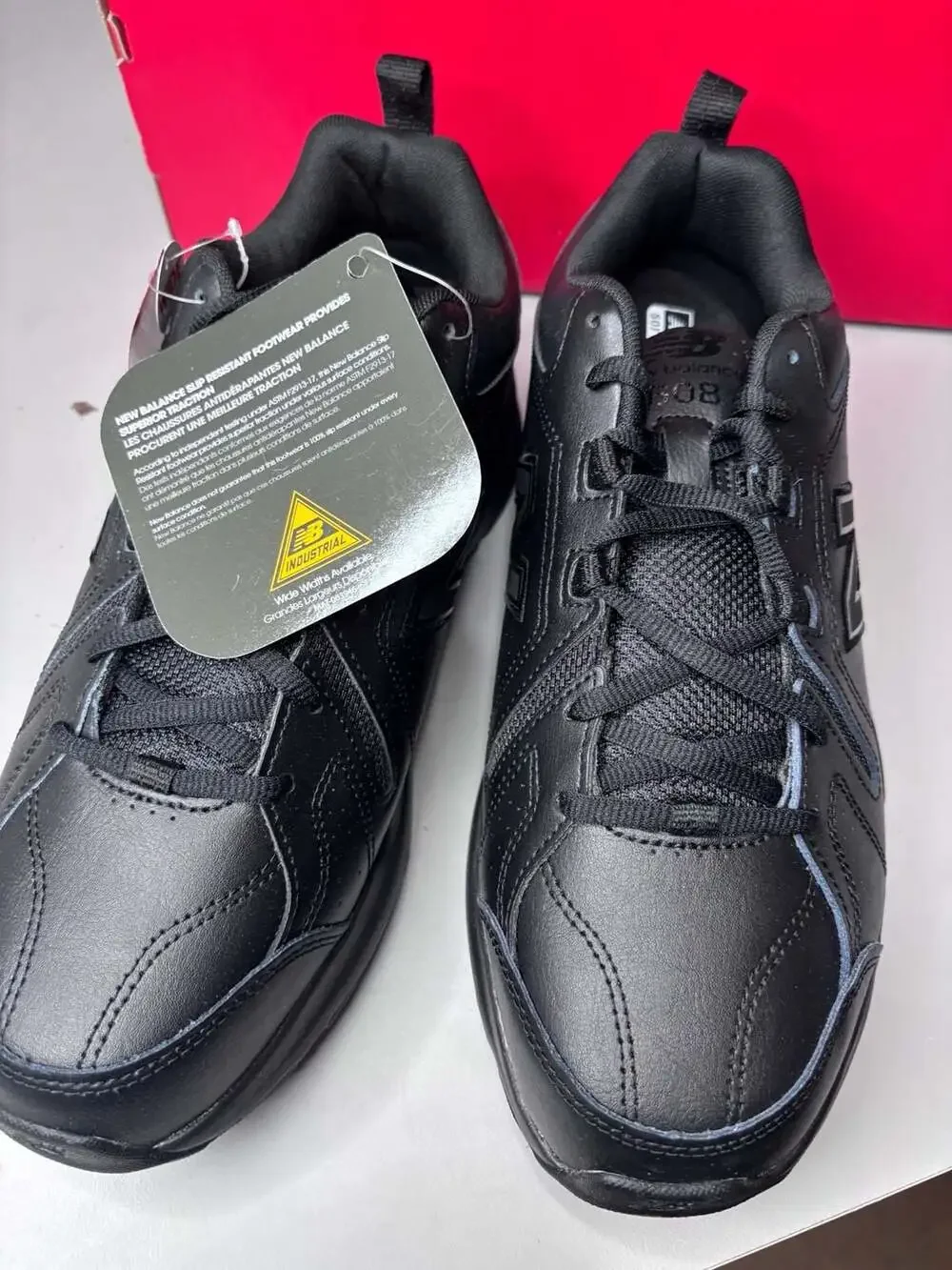 New Balance 608v5 Slip-Resistant Industrial Work Shoes size 10.5